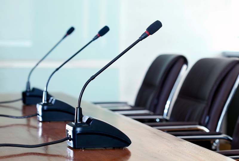 Alquiler de altavoces para conferencias